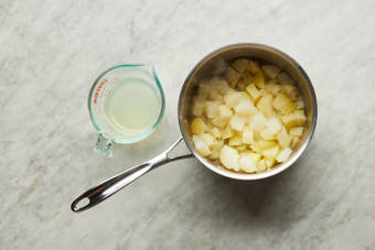 START PREP & COOK POTATOES
