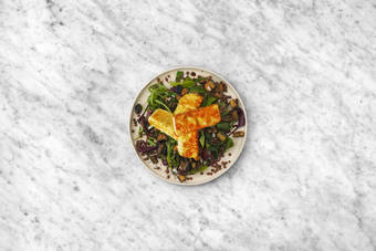 Cocina el queso y emplata