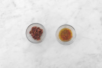 Preparare l'olio aromatico