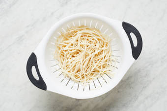 COOK RAMEN & STIR-FRY