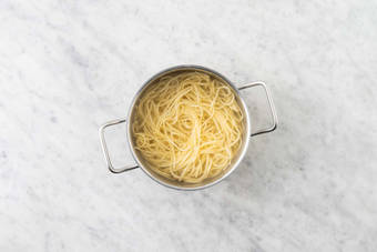 Linguine koken