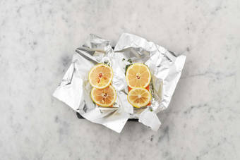 Für die Lachspäckchen