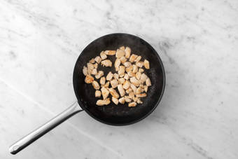 La poêle prend le relais