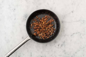 Cook plant-based protein shreds