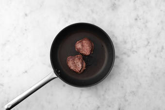 Schweinefilets anbraten