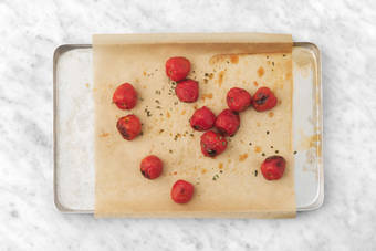 Hornea los tomates cherry