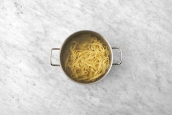 Pâtes en ébullition