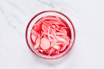 Pickle Shallot & Radishes