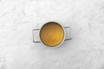 Start the Curry Sauce