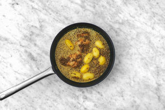 Unire lenticchie e latte di cocco