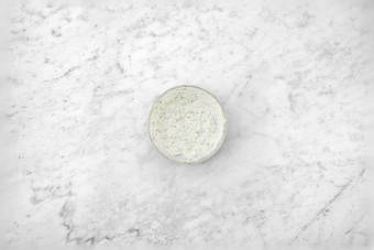 Preparare la salsa tzatziki