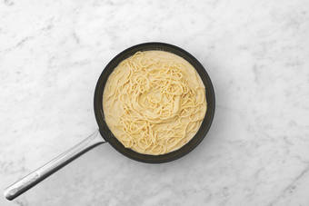 Mantecare gli spaghetti