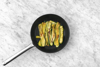 Cook the courgette