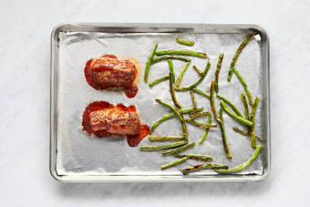 ROAST PORK & GREEN BEANS
