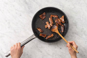 Cook the beef & the prawns