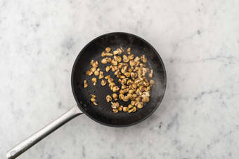 Cook mushrooms and chicken.