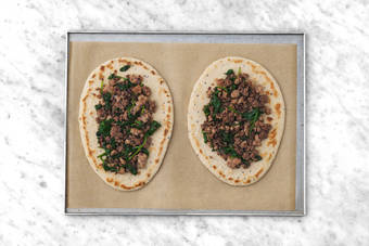 Infornare il naan-pizza