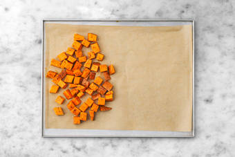 Süßkartoffel garen.