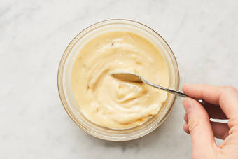 Warm Queso & Crush Chips