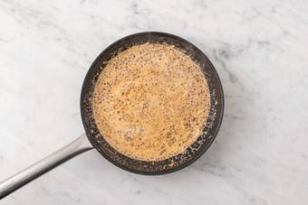 Cook the lentil curry