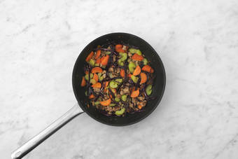 Cook the pork & veggies