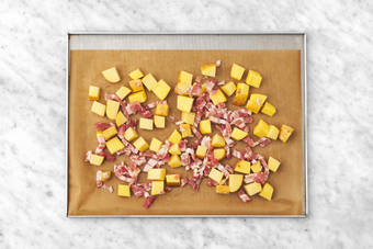 Arrange bacon potatoes