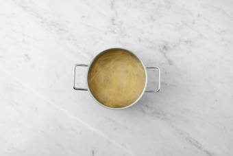 La casserole prend le relais 