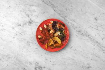 Des doigts prêts à être croqués