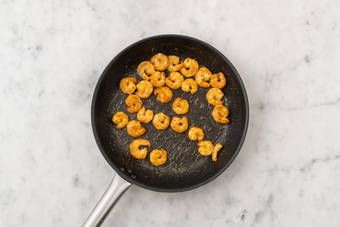 Cook the prawns