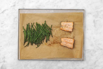 Roast tilapia and green beans