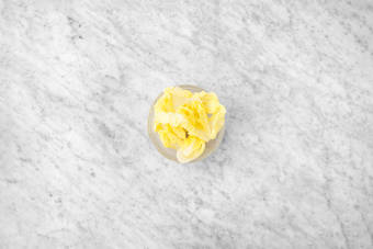 Prepare the Bambino wombok cups