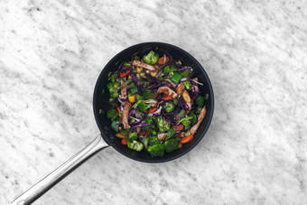 Stek kött och grönsaker