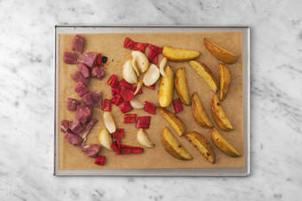 Schweinefilet dazugeben