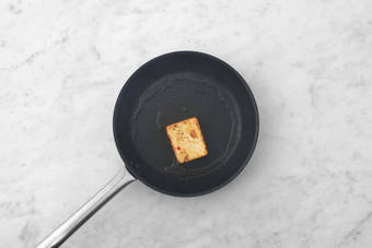 Tofu anbraten