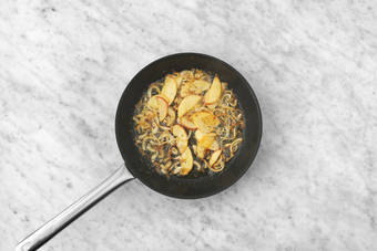 Caramelise the Onion and Apple