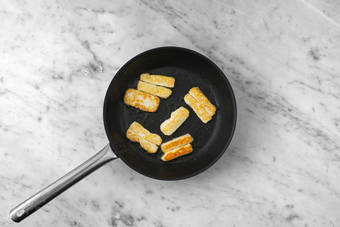 Halloumi braten