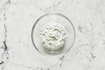 Make lemon-parsley cream