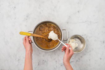 Make your Peppercorn Sauce