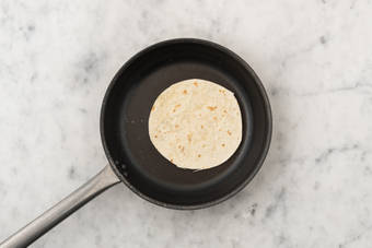 Scaldare le tortillas