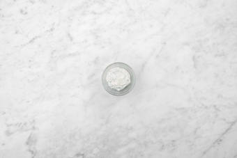 Preparare la salsa yogurt