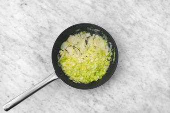 On fond pour le poireaux