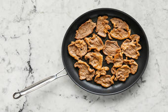 Finish sauce and cook beef