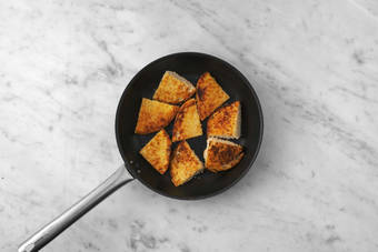 Für das Knoblauchbrot