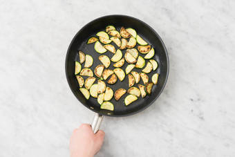Für die Zucchini