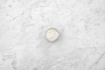 Preparare salsa e pane