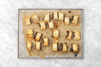 Bake the filo-wrapped bites