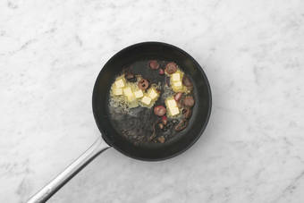 Preparare la salsa al burro