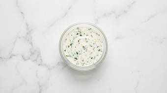 Make Herby Yogurt
