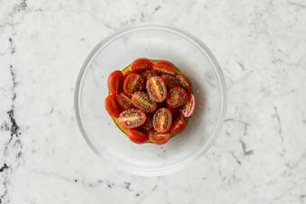 Pickle Shallot & Marinate Tomatoes