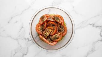 Pickle Shallot & Marinate Tomatoes